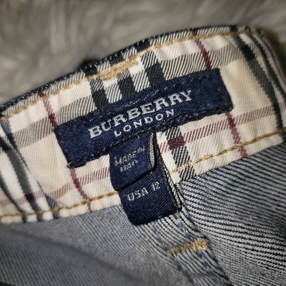 Burberry Jean's Nova Check piping trim down sides